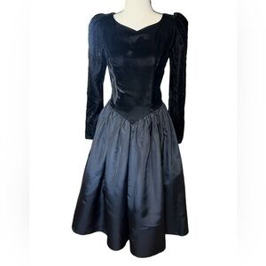 Gunne Sax Vintage Velvet Dress